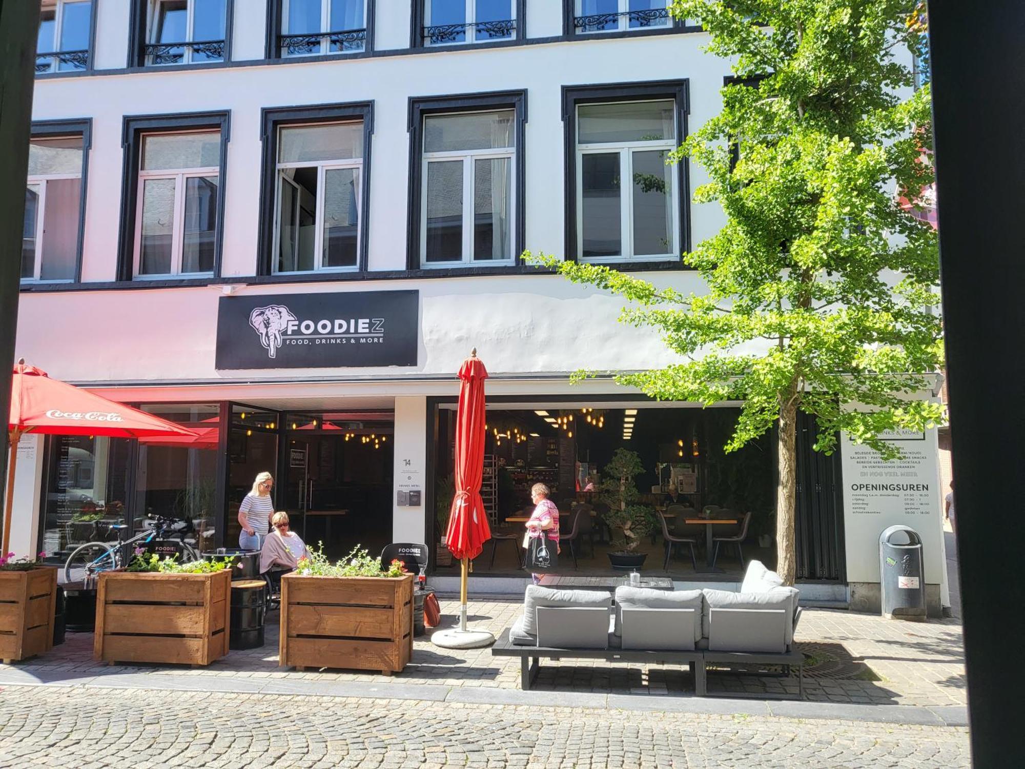 Aparthotel Loogiez Tongeren Exterior foto